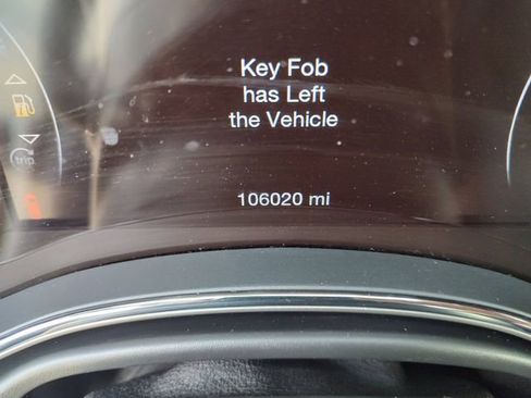 Used 2017 Jeep Grand Cherokee Altitude AWD/4WD image 12