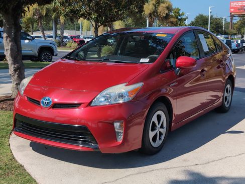 Used 2015 Toyota Prius Two FWD image 5
