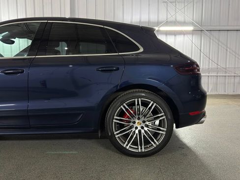 Used 2018 Porsche Macan GTS AWD/4WD image 11