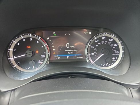 Used 2023 Toyota Highlander LE image 11