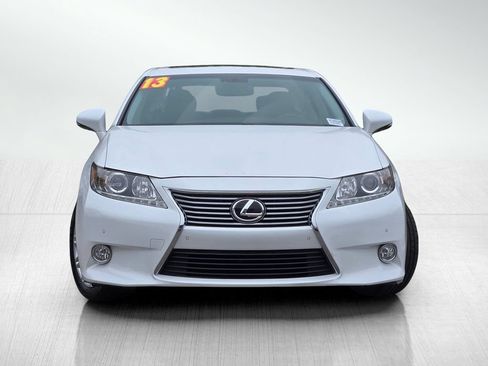 Used 2013 Lexus ES 350 w/ Premium Pkg FWD image 2