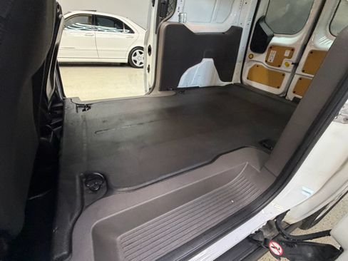 Used 2022 Ford Transit Connect XL FWD image 25