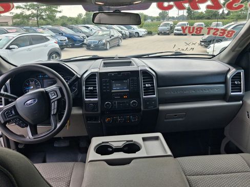 Used 2018 Ford F250 XLT AWD/4WD image 6