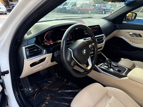 Used 2020 BMW 330i xDrive Sedan w/ Driving Assistance Package AWD/4WD image 9