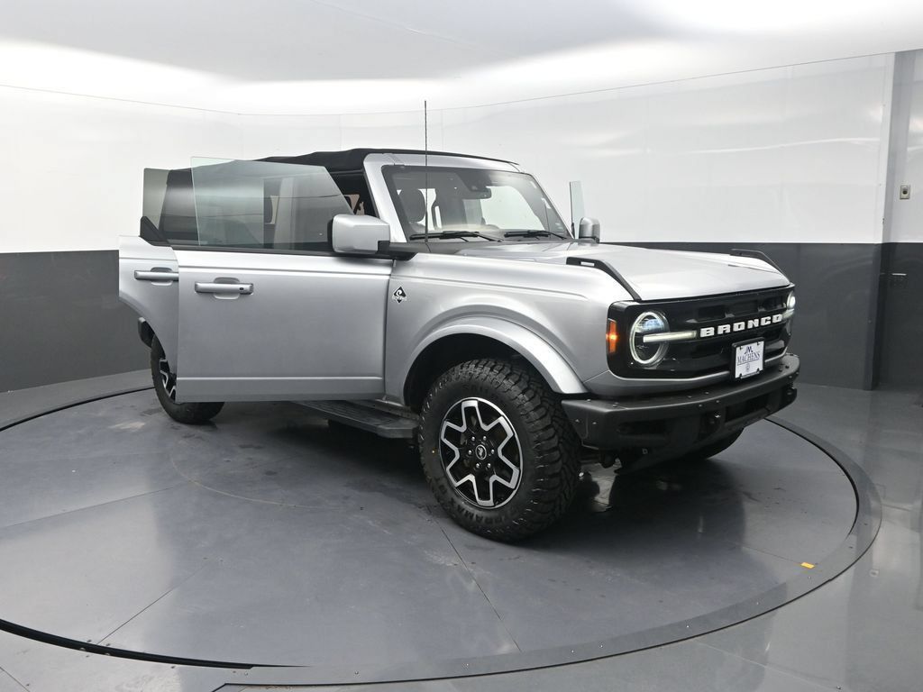 Used 2021 Ford Bronco Outer Banks AWD/4WD image 29