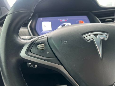 Used 2019 Tesla Model X Performance image 17