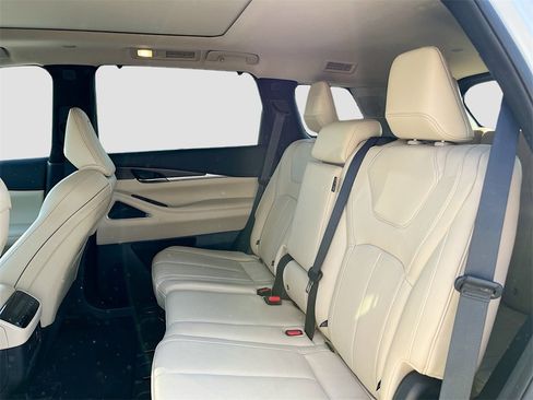 Used 2025 INFINITI QX60 Sensory w/ Vision Package image 26