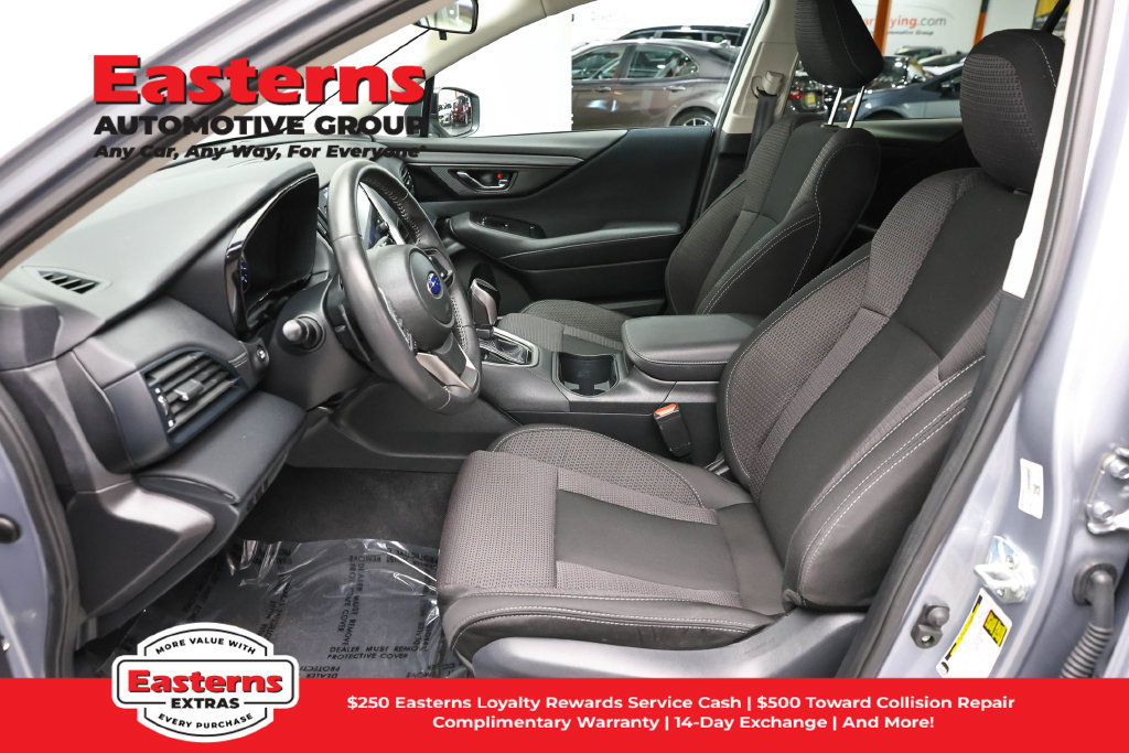 Used 2025 Subaru Outback Limited AWD/4WD image 15