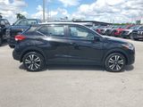 Used 2020 Nissan Kicks SV image 4