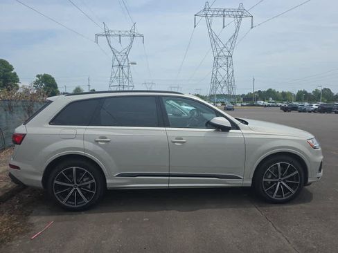 Used 2023 Audi Q7 3.0T Premium Plus w/ Premium Plus Package AWD/4WD image 7
