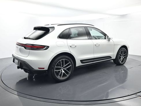 Certified 2025 Porsche Macan AWD/4WD image 15