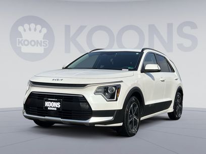 Used 2023 Kia Niro EX