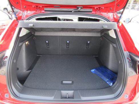 New 2026 Chevrolet Trax LT w/ LT Convenience Package image 25