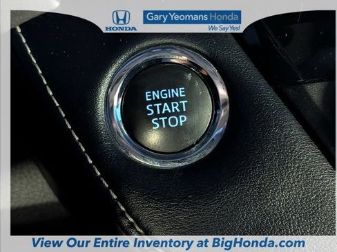 Used 2018 Toyota RAV4 XLE FWD image 29