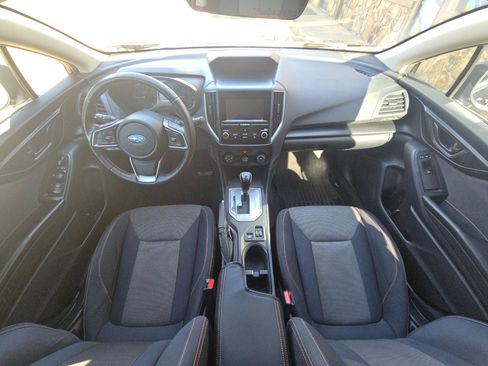 Used 2018 Subaru Crosstrek 2.0i Premium image 12