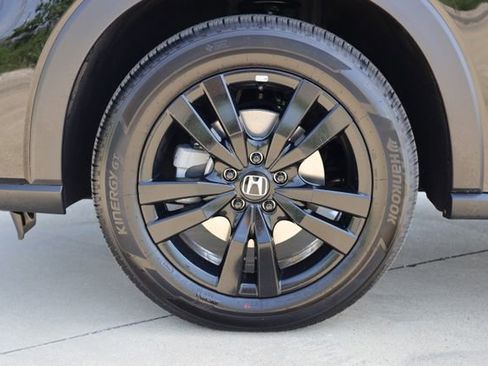 New 2026 Honda HR-V Sport image 9