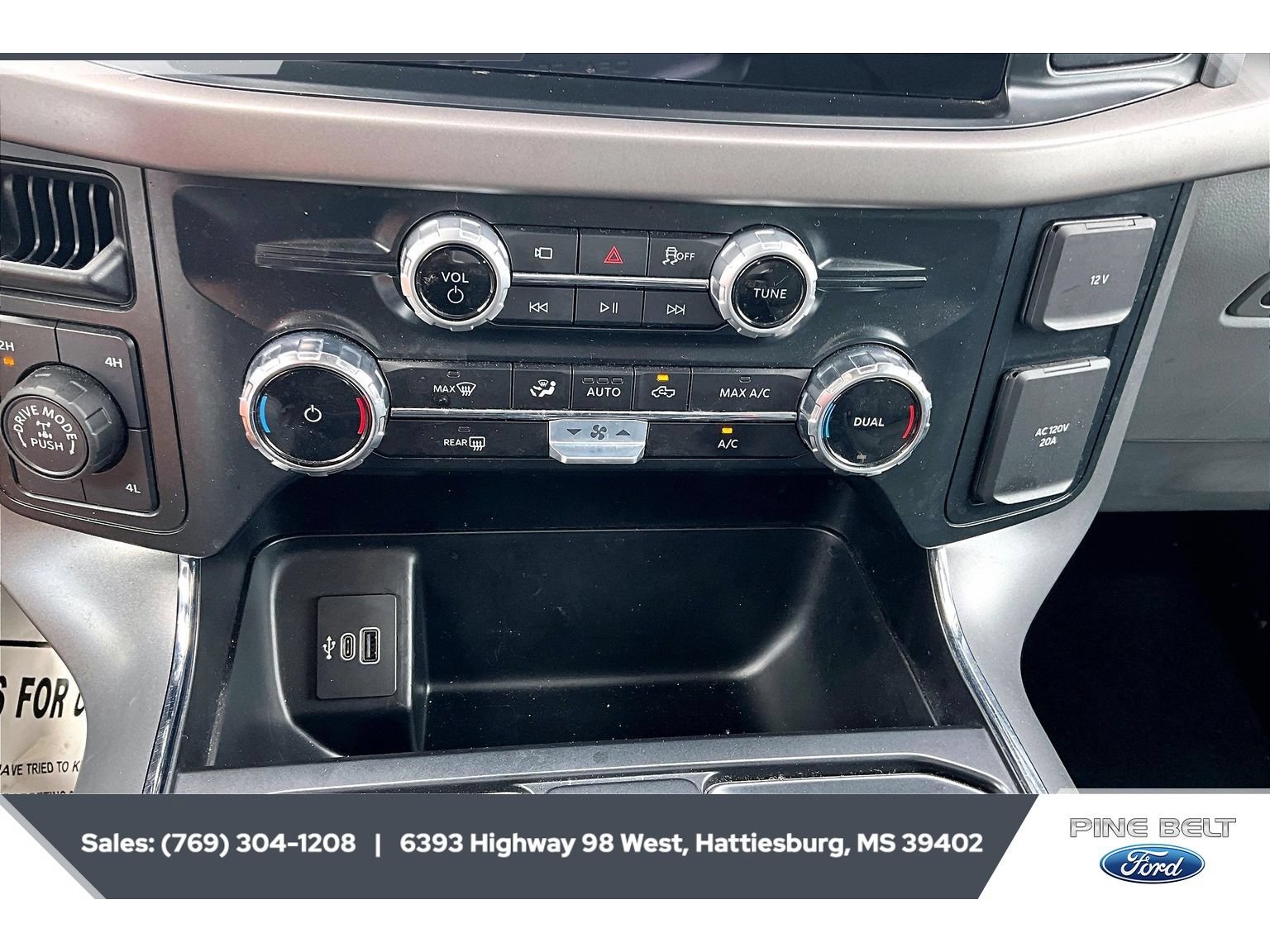 Used 2025 Ford F150 XLT w/ Equipment Group 301A Standard AWD/4WD image 24