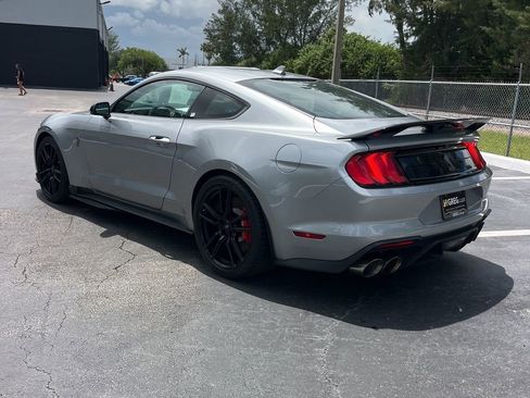 Used 2022 Ford Mustang Shelby GT500 RWD image 5