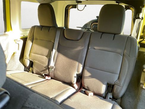Used 2023 Jeep Wrangler Unlimited Sport image 9