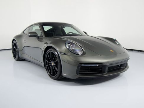 Certified 2022 Porsche 911 Carrera image 12