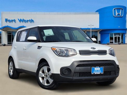 Used 2017 Kia Soul image 1