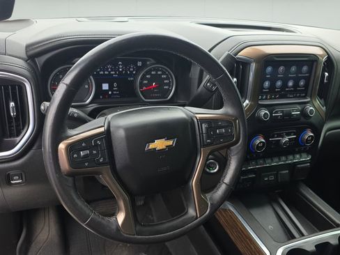 Used 2022 Chevrolet Silverado 1500 High Country AWD/4WD image 11