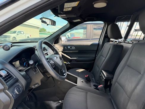 Used 2019 Ford Explorer 4WD Police Interceptor image 4