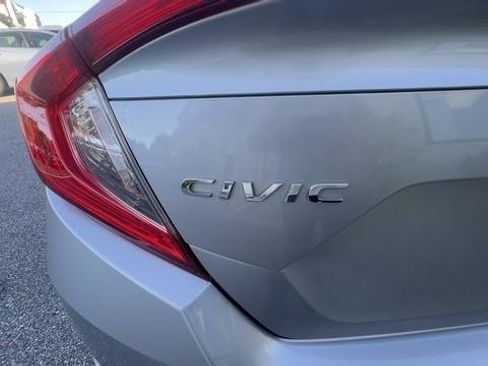 Used 2020 Honda Civic Sport image 22