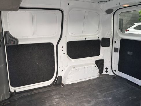 Used 2017 Chevrolet City Express LS FWD image 9