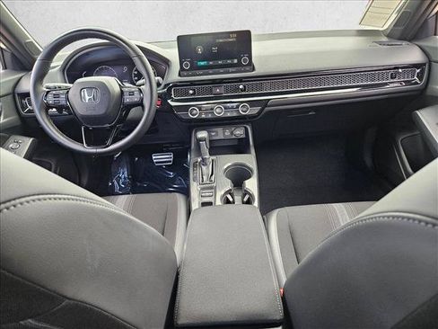 Used 2023 Honda Civic Sport image 16