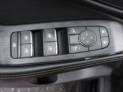 Used 2022 Nissan Rogue SL w/ SL Premium Package image 27