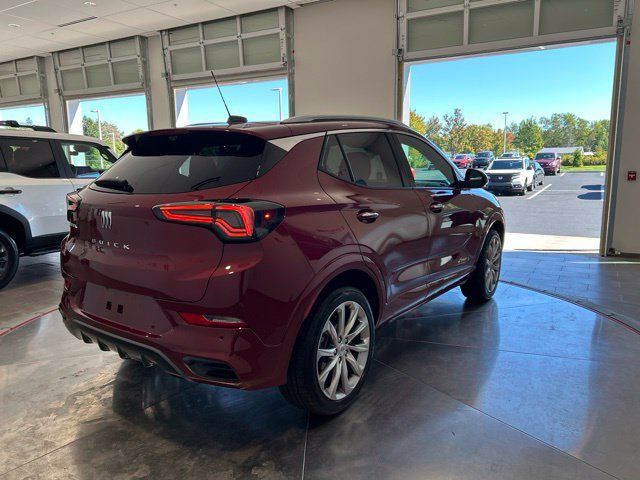 Used 2025 Buick Encore GX Avenir w/ Avenir Technology Package AWD/4WD image 7