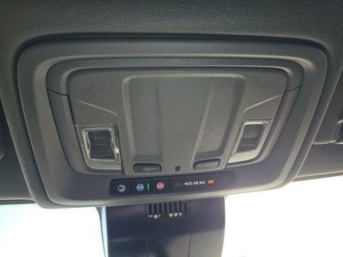 Used 2024 Chevrolet Silverado 1500 LT image 46