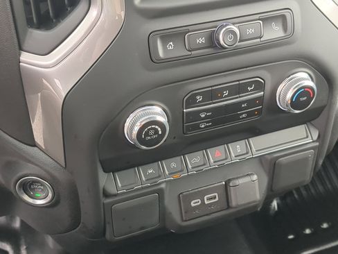Used 2024 GMC Sierra 1500 Pro w/ Pro Value Package AWD/4WD image 18