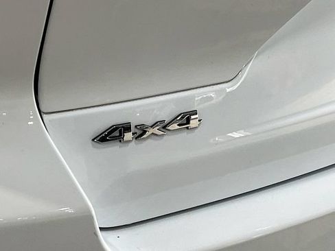 Used 2023 Jeep Grand Cherokee Overland AWD/4WD image 35