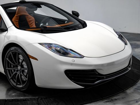 Used 2013 McLaren MP4-12C Spider image 35