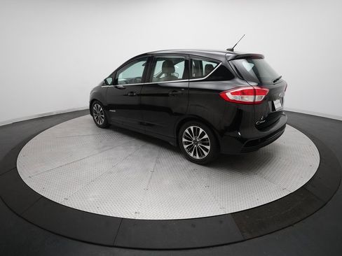 Used 2017 Ford C-MAX Titanium w/ Equipment Group 301A image 12