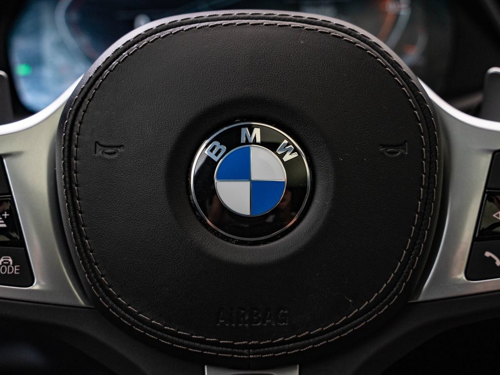 Used 2023 BMW X5 xDrive40i w/ Executive Package AWD/4WD image 33