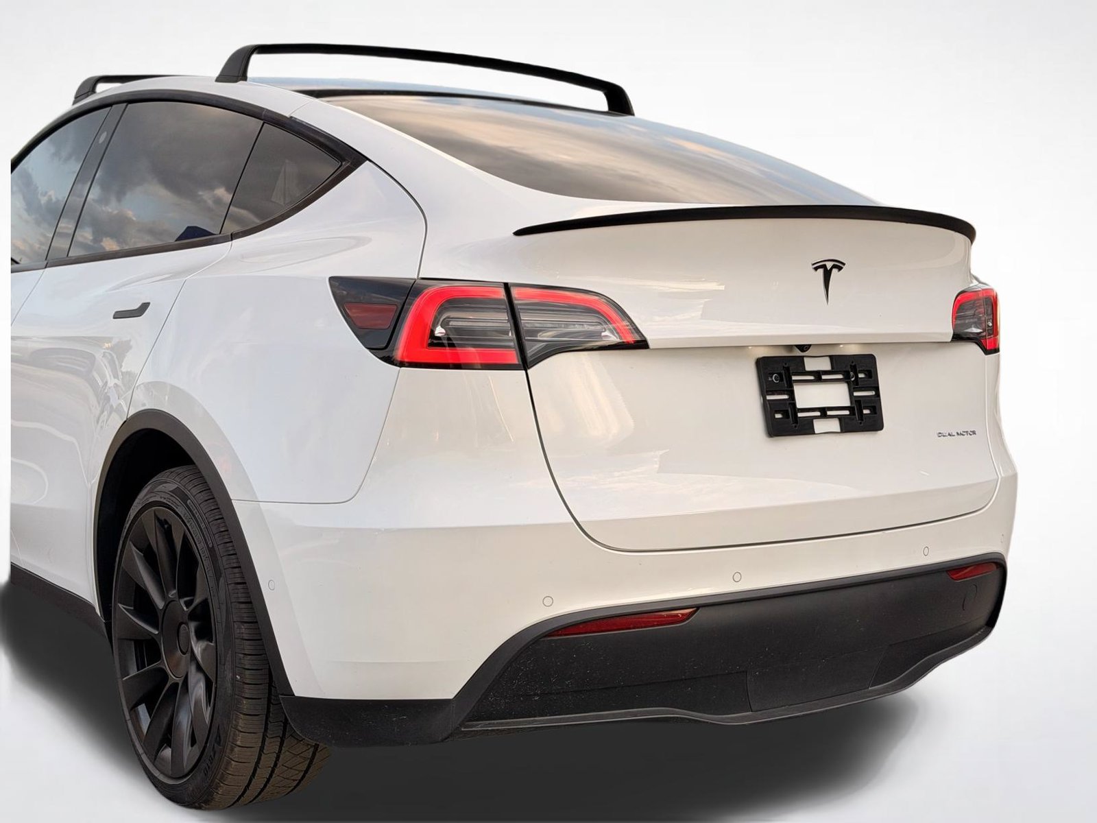 Used 2021 Tesla Model Y Long Range AWD/4WD image 2