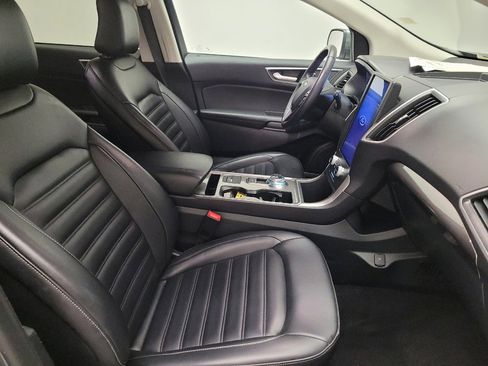 Used 2024 Ford Edge SEL image 21