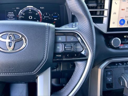 Used 2023 Toyota Sequoia Limited image 25