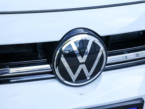 New 2026 Volkswagen Jetta S image 14