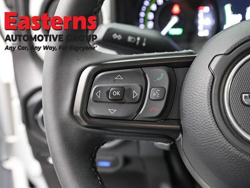 Used 2025 Jeep Wrangler Unlimited Sport S 4xe AWD/4WD image 15