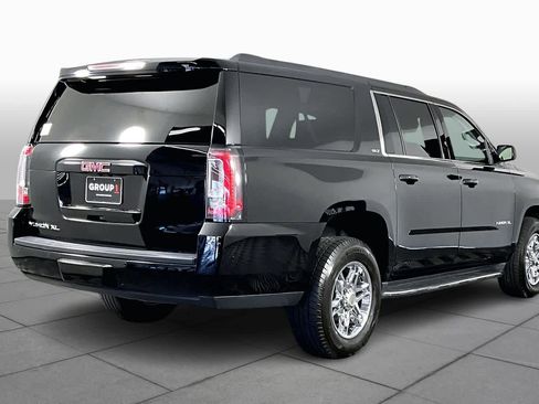 Used 2020 GMC Yukon XL SLT w/ Open Road Package image 11