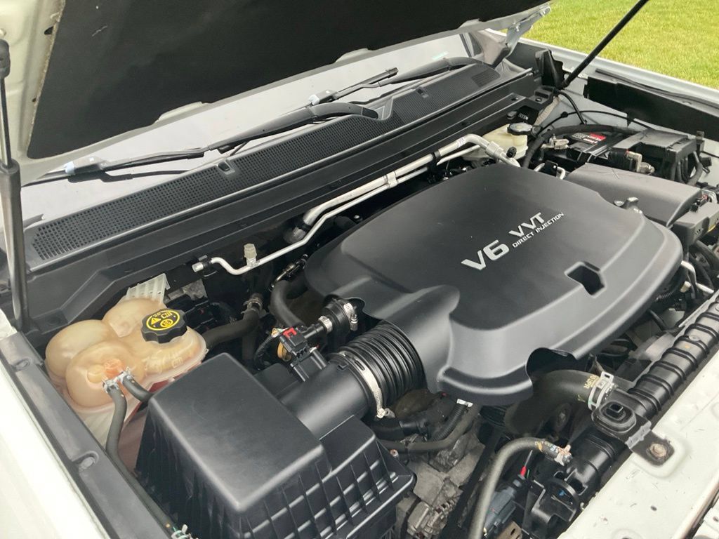 Used 2017 Chevrolet Colorado Z71 AWD/4WD image 42