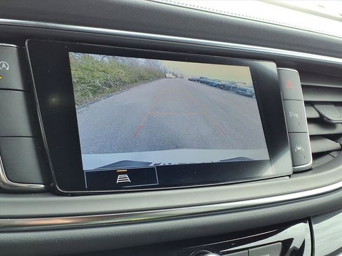 Certified 2023 Buick Enclave Essence image 13