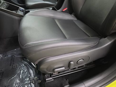 Used 2024 Hyundai Kona Limited AWD/4WD image 29