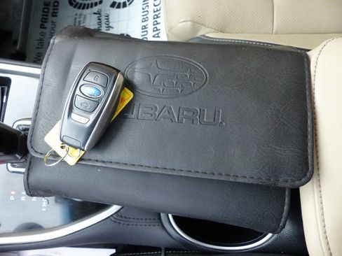 Used 2022 Subaru Outback Limited w/ Popular Package #2 AWD/4WD image 20