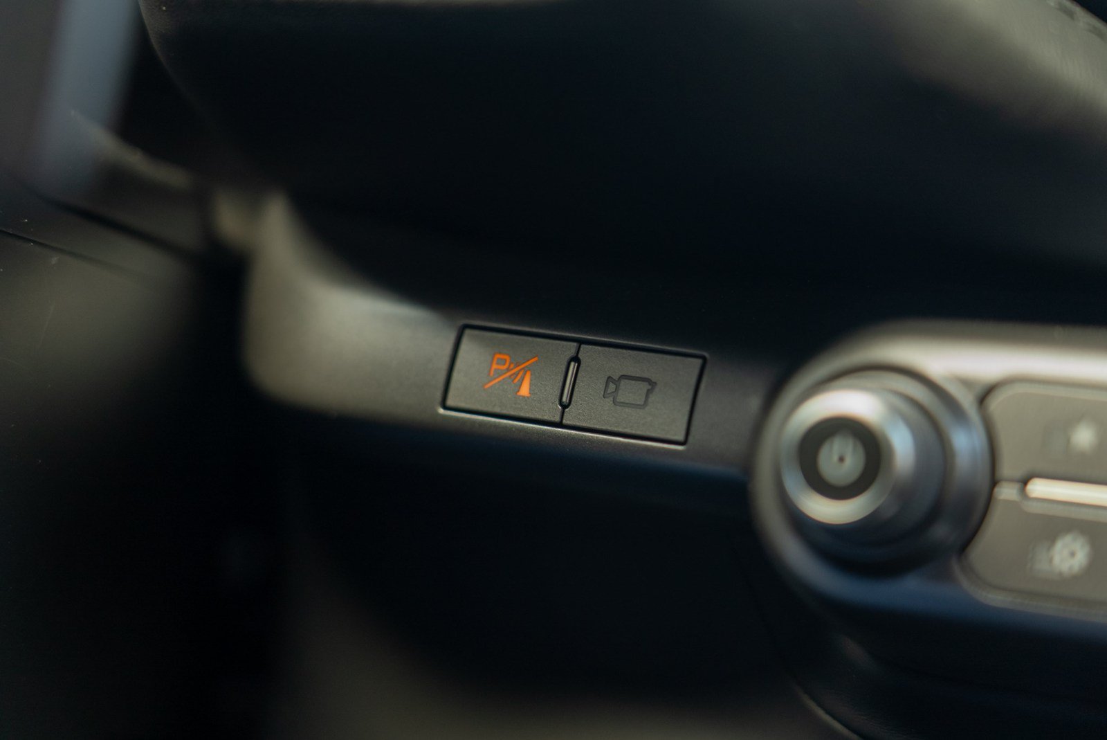 Used 2020 Ferrari 812 Superfast RWD image 44
