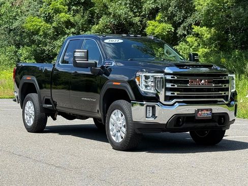 Used 2021 GMC Sierra 2500 SLE w/ SLE Value Package; AWD/4WD image 5
